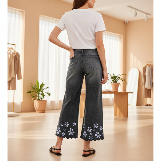 Chrysanthemum Embroidered Casual Stretch Womens Cropped Denim Jeans