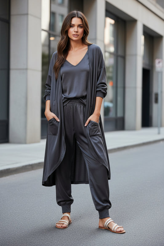 Women's V-neck Long Sleeve Solid Color Loose Jumpsuit With Two Side Pockets