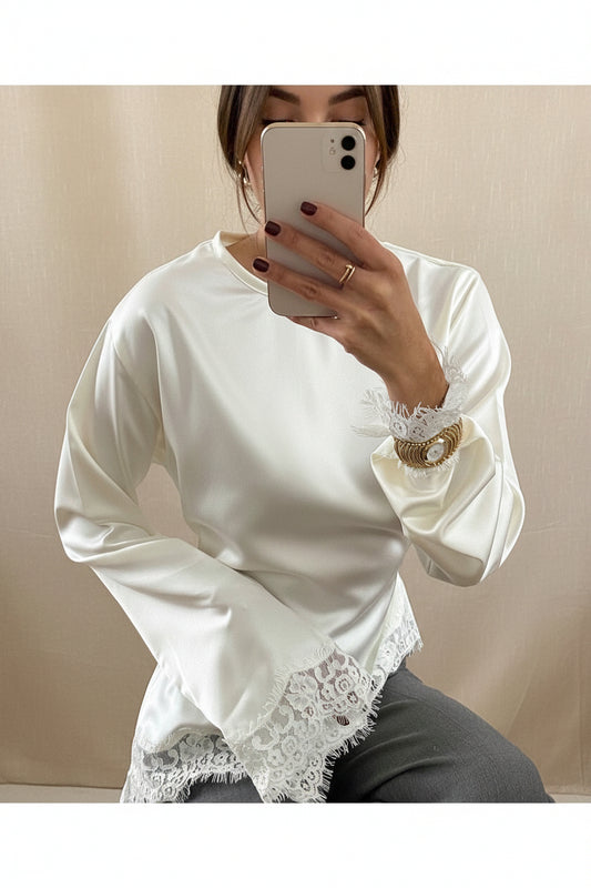 Round neck solid color long sleeved irregular hem T-shirt for women