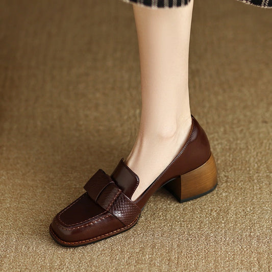 Elegant And Sophisticated Soft Cowhide Commuter Shoes With A Chunky Mid Heel
