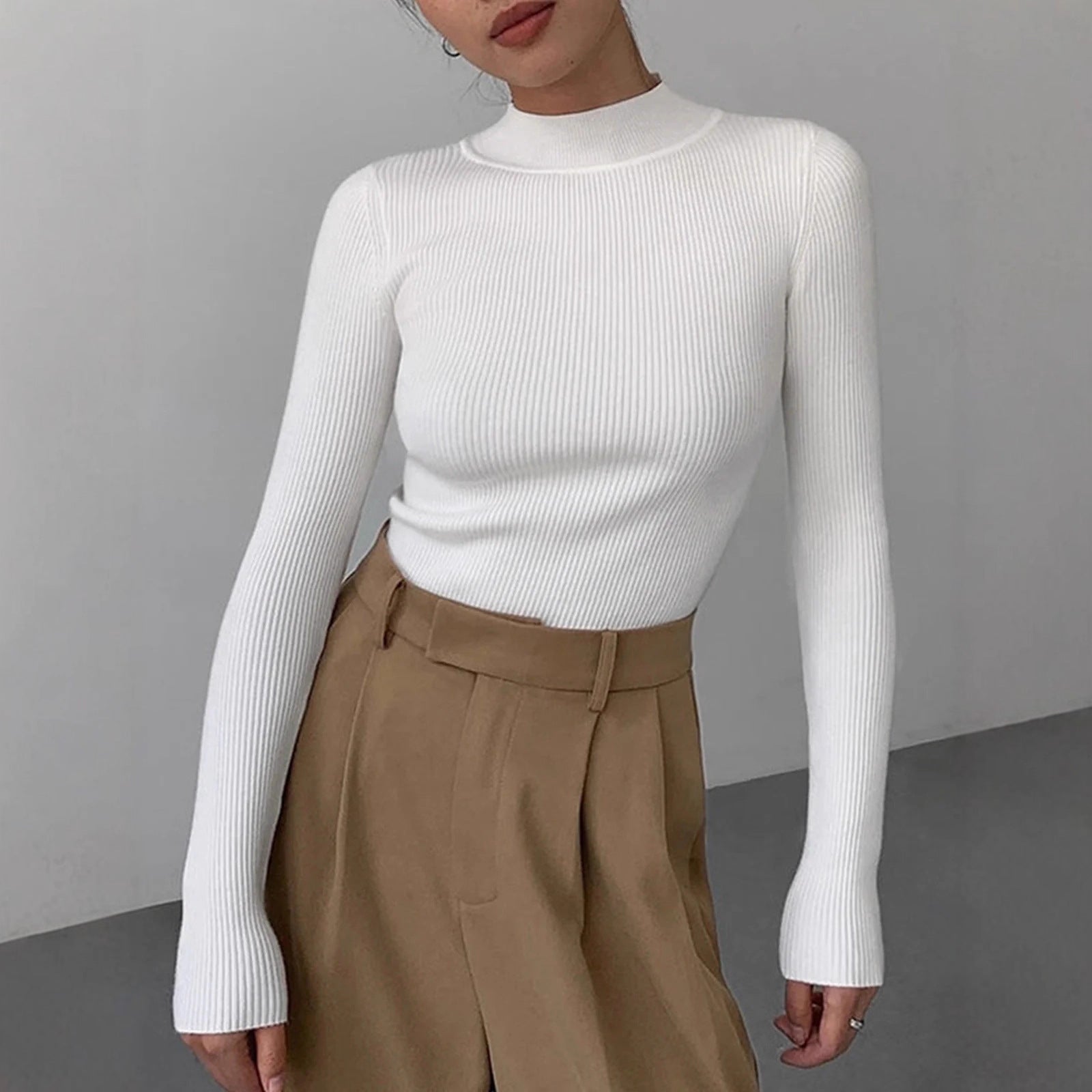 Womens Fashionable Tight-Fit Crew-Neck Knitted Top 