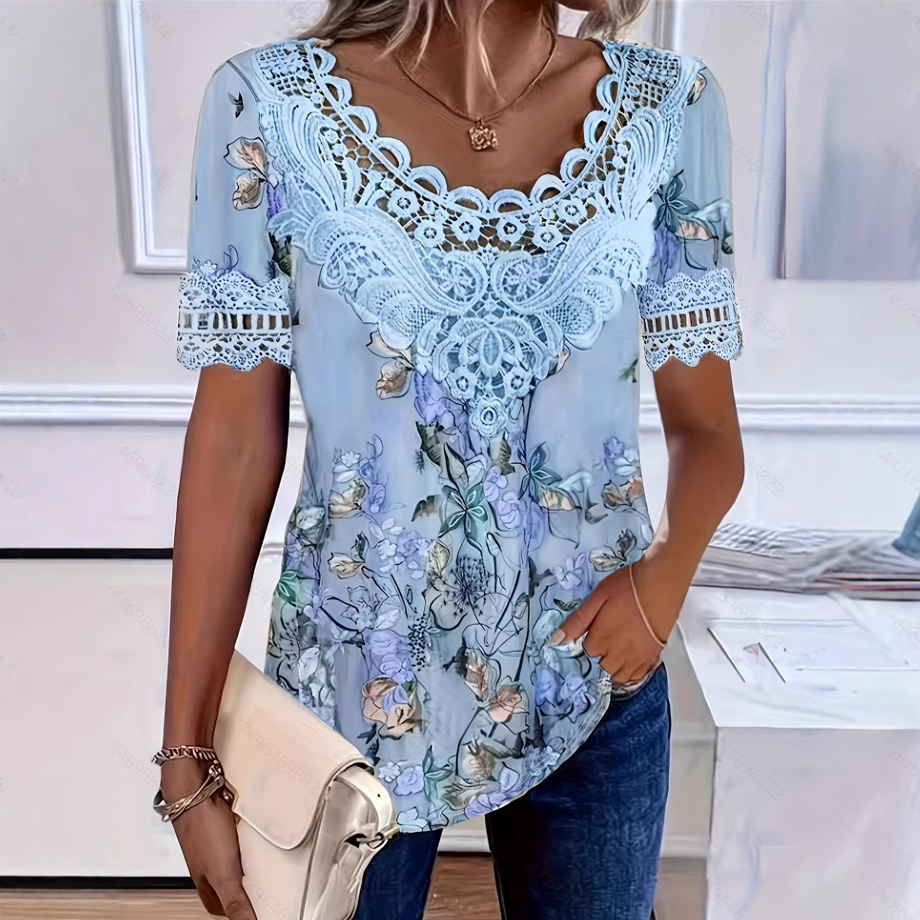 Women's Lace-Patchwork Crew-Neck Short-Sleeve T-Shirt 