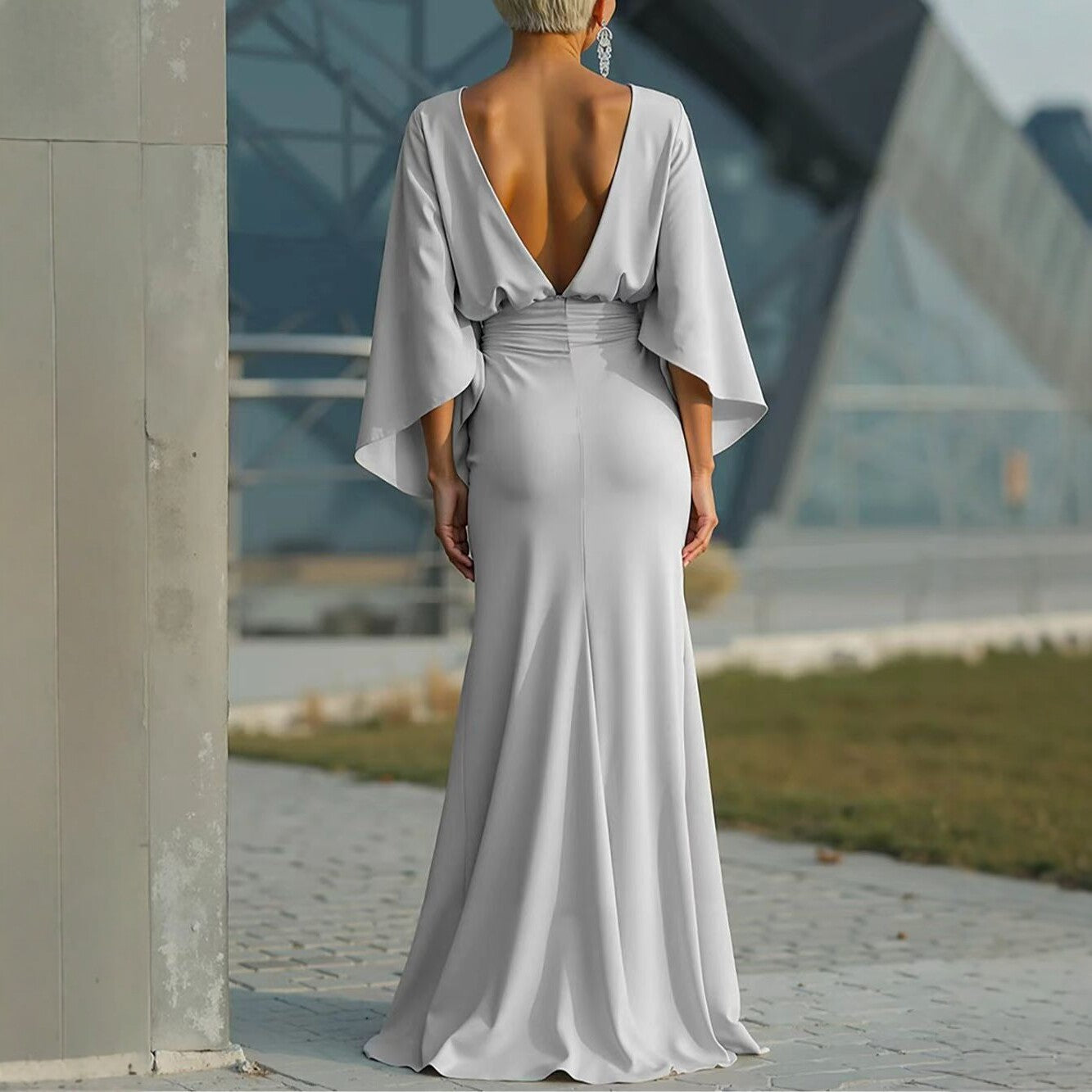 Elegant Backless Pleated Long Dress for Women 