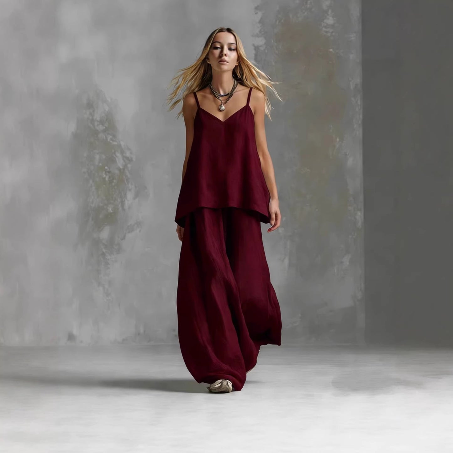Solid-color Sleeveless Elegant Womens Suit 