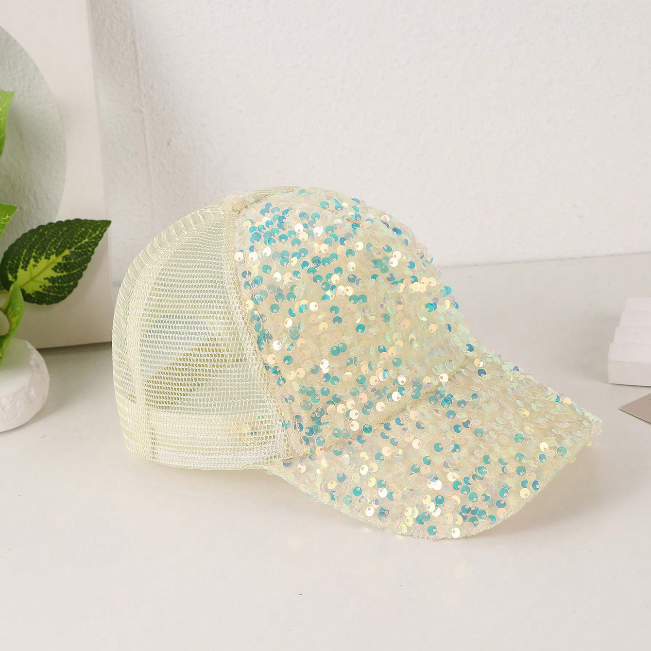 Colorful Sequin-embroidered Mesh Fabric Breathable Beanie With Sunshade Trendy Fashion Style Baseball Cap For Daily Outings, Parties, Outdoor Activities 