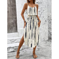  White background with black stripes