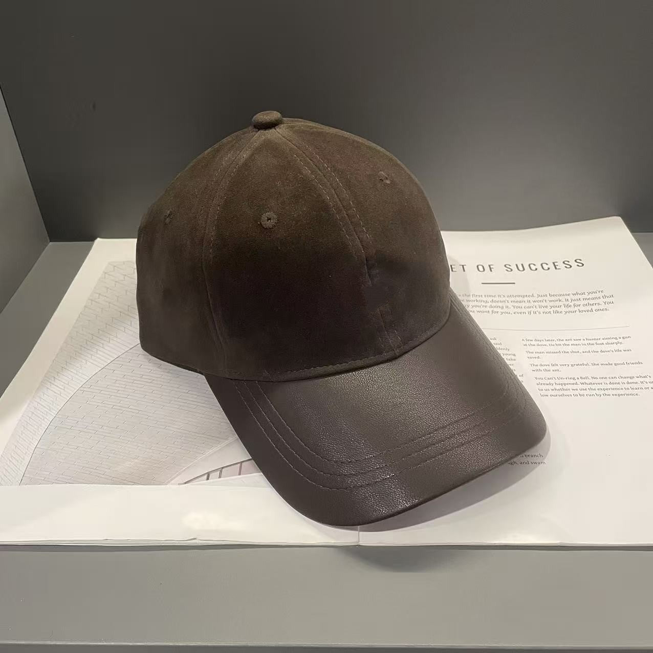 Women's Retro Suede Patchwork Baseball Cap – Leather Brim Dome Crown 