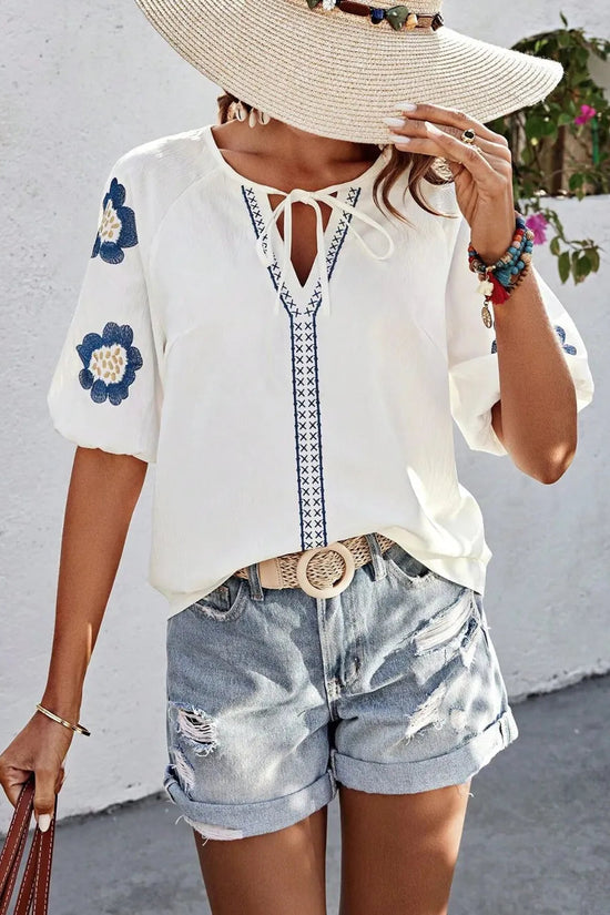 Long sleeved shirt design sense V-neck solid color loose top autumn shirt 