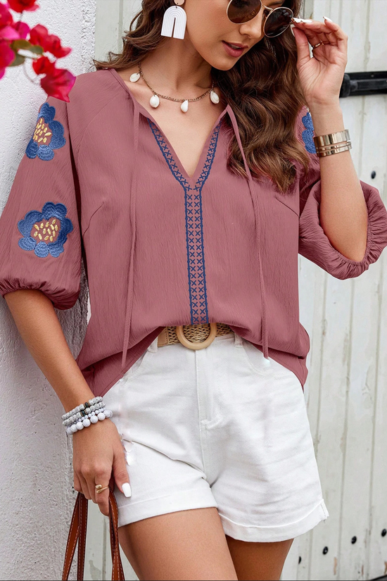 Long sleeved shirt design sense V-neck solid color loose top autumn shirt 