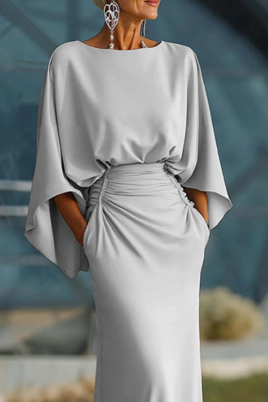 Elegant Backless Pleated Long Dress for Women 