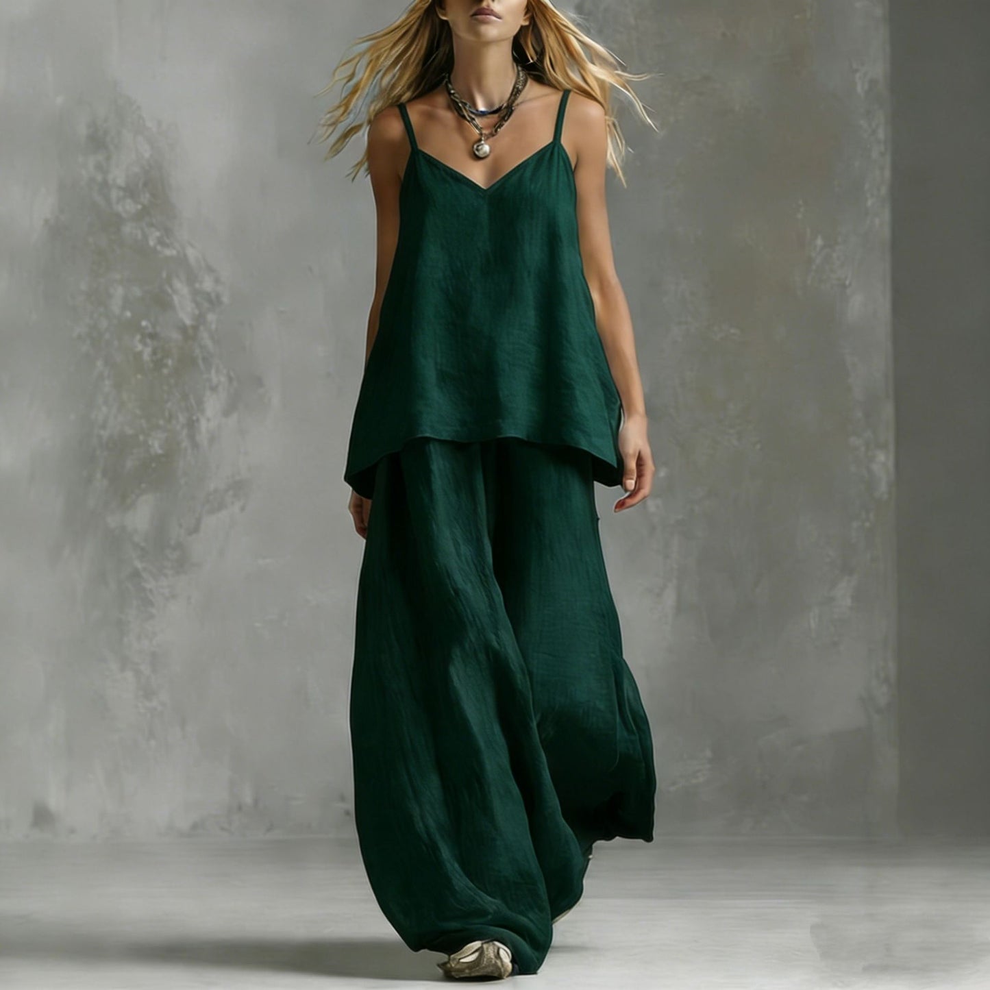 Solid-color Sleeveless Elegant Womens Suit 