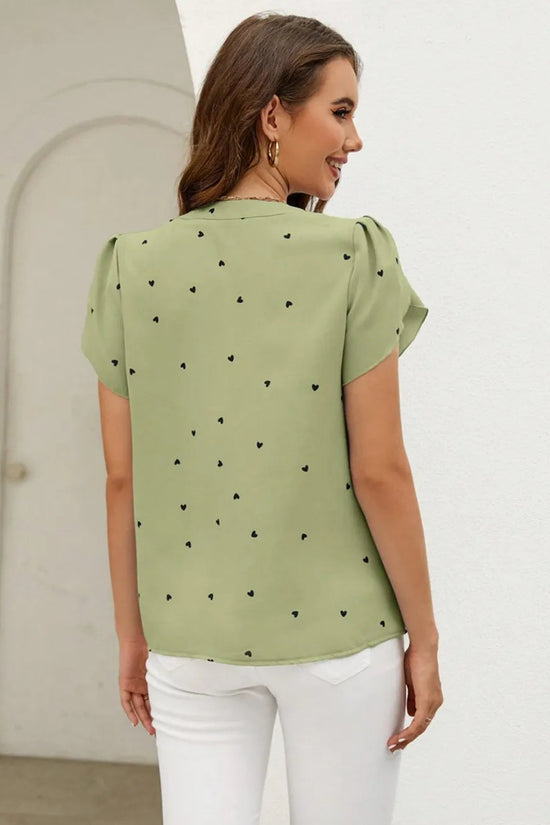 V-neck heart-shaped petal sleeve shirt with elegant women's top 