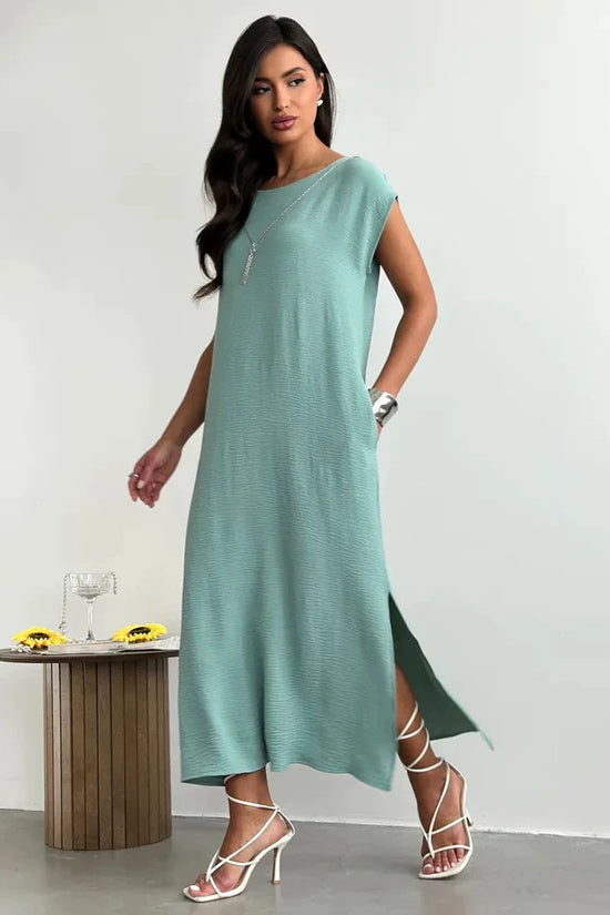 Sleeveless slim fit dress for women