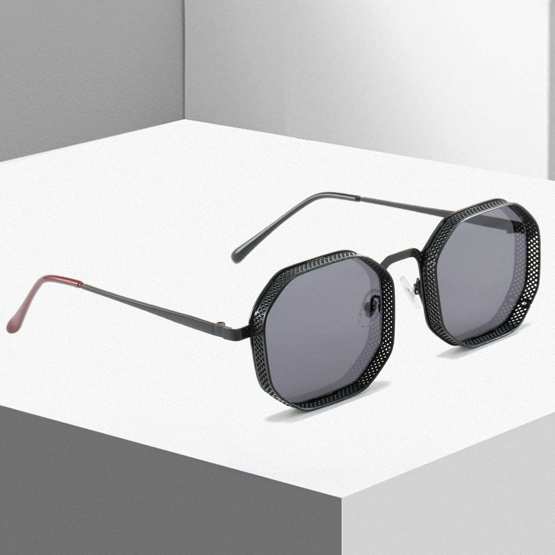 Metal Frame Sunglasses for Men and Women – Lightweight, Sleek, and Stylish CJ