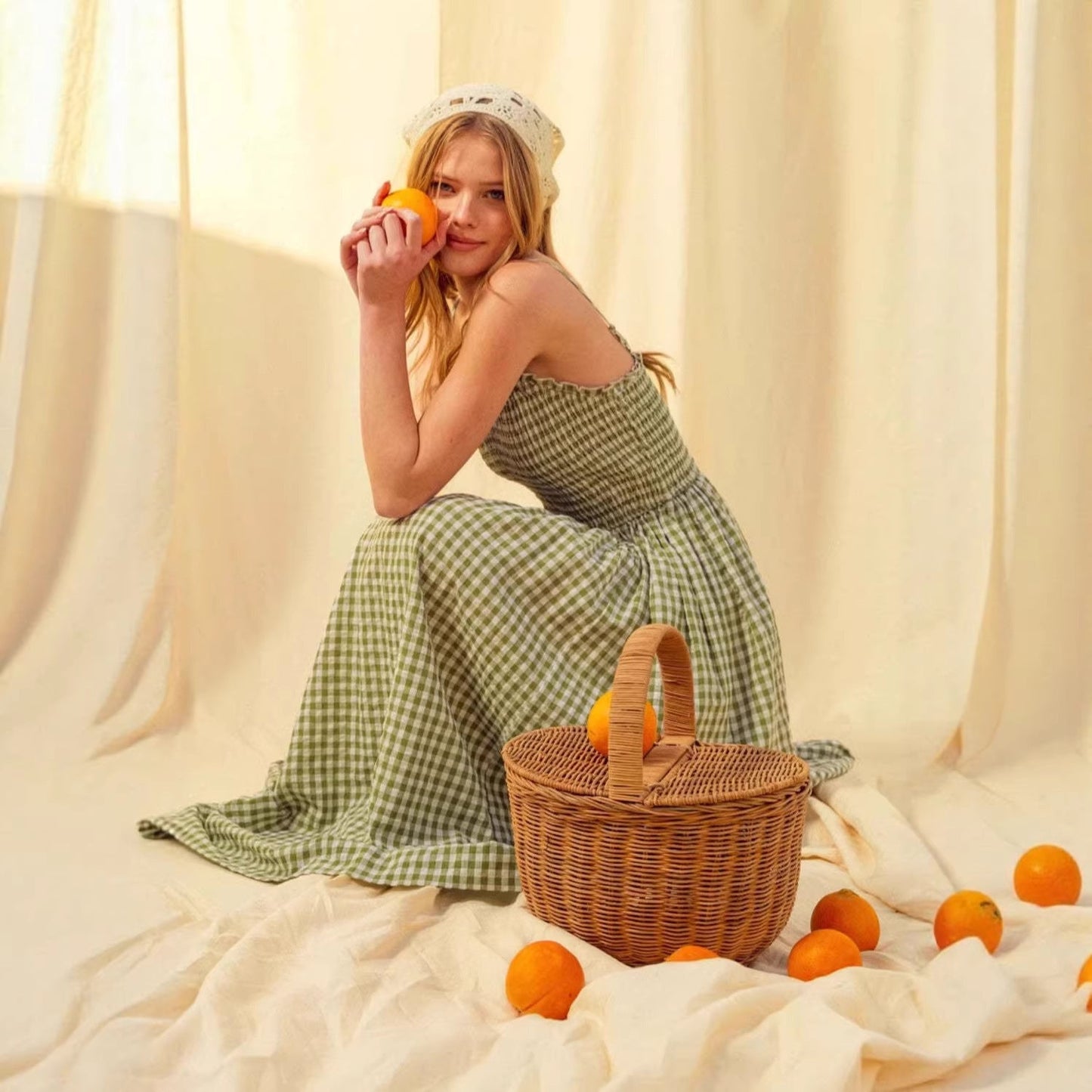 Summer Strap Retro Plaid A-line Slimming Dress for Women with Waist 