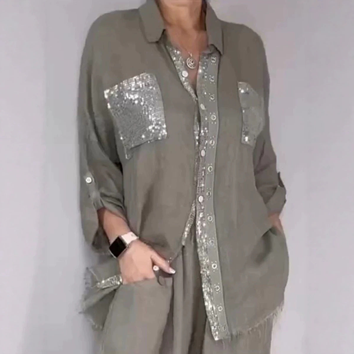 New Fashion Casual Women's Set with Pocket Placket and Gold Embellished Round Neck Design 