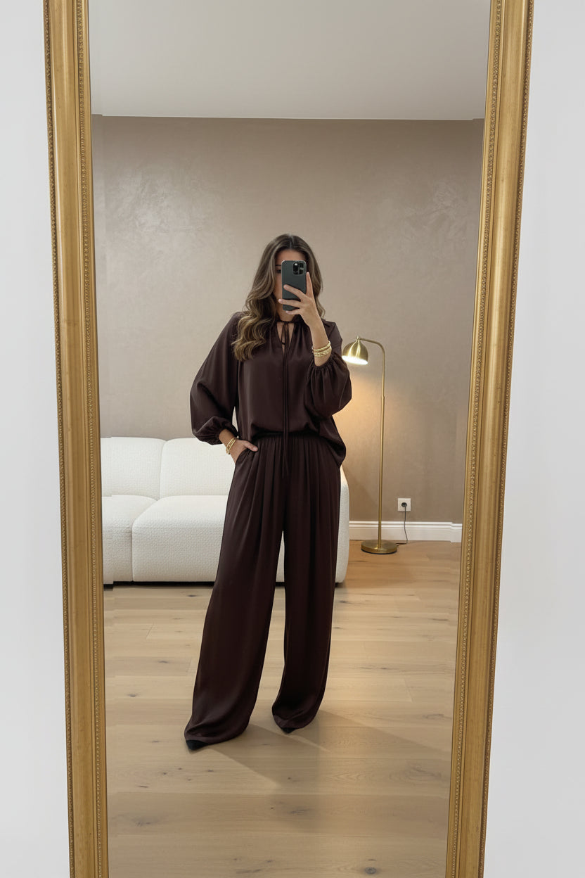 Solid color V-neck lace up loose pants set for women 
