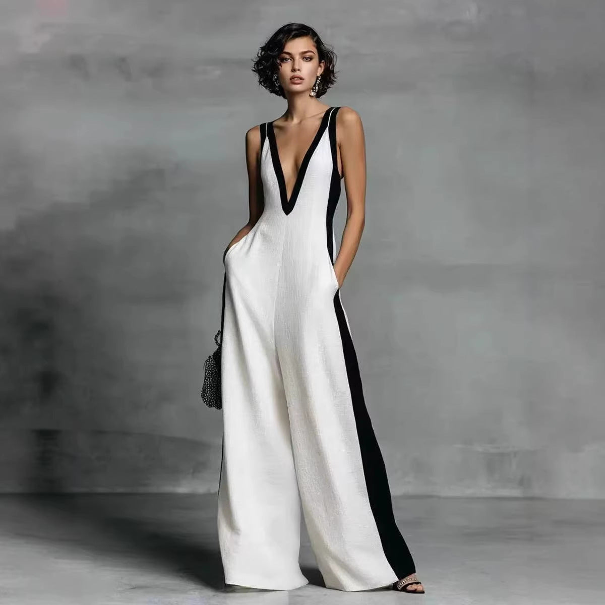 Sleeveless Womens V-Neck Contrasting Color Wide-Leg Jumpsuit 