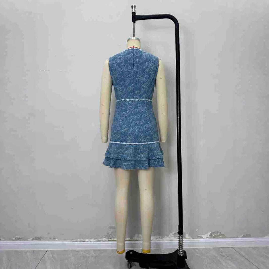 Sleeveless blue and white print element denim blue dress 