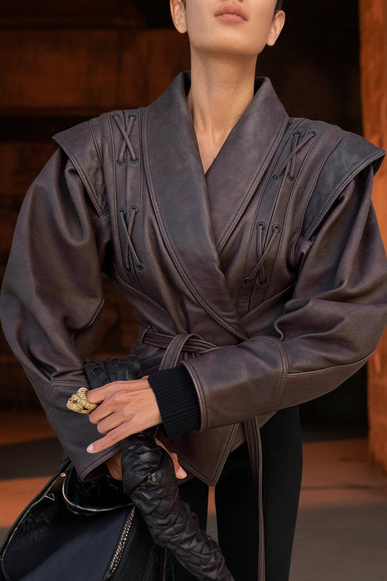 Strap up short long sleeved jacket 