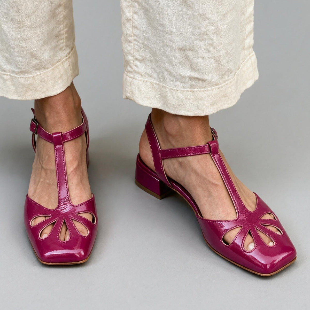 Made to order ships in 3–5 days Retro T-shaped buckle strap Roman hollow sandals for women 