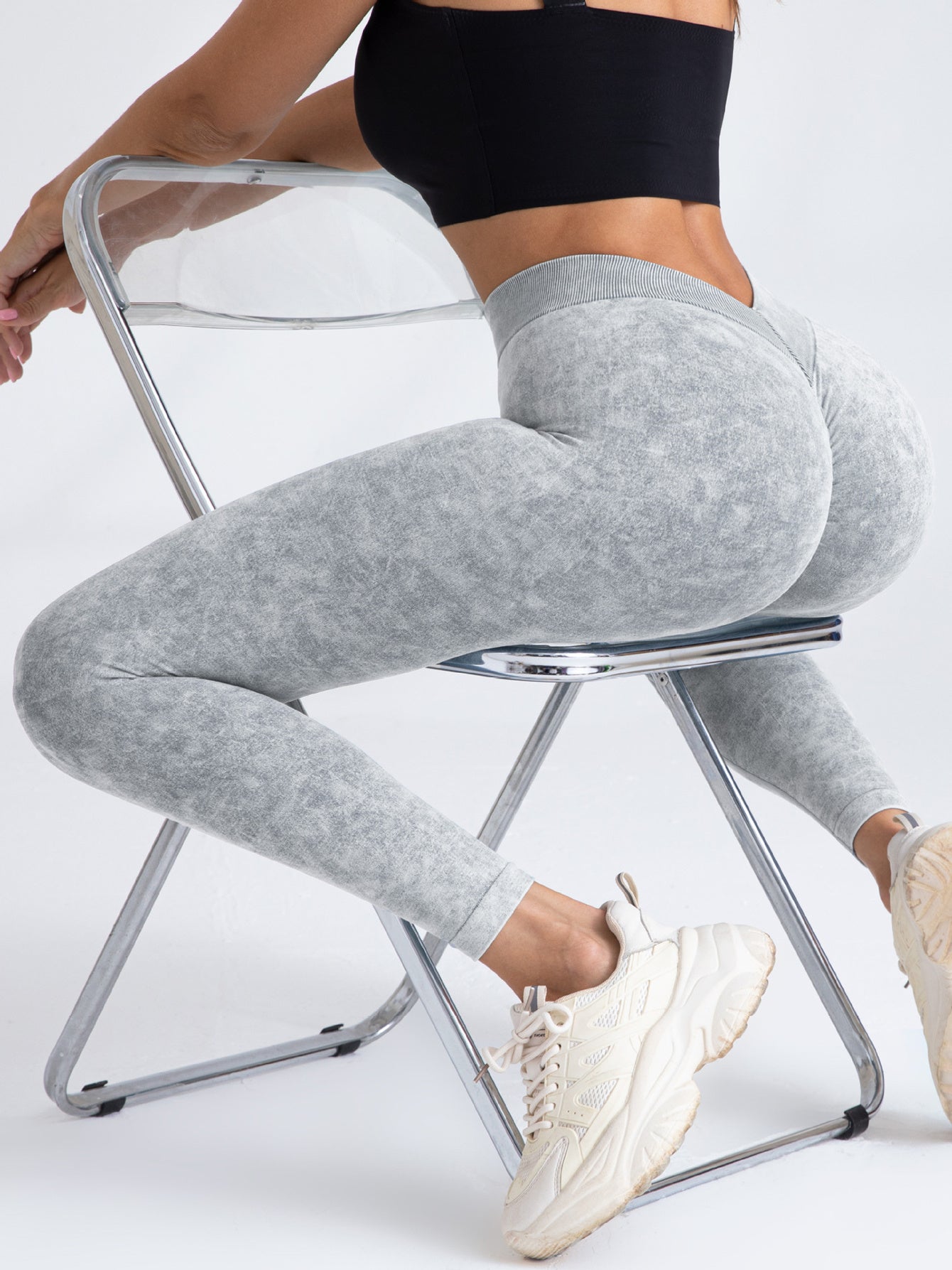 V-Back Scrunch Butt Seamless Yoga Licious Leggings FitiqueFit