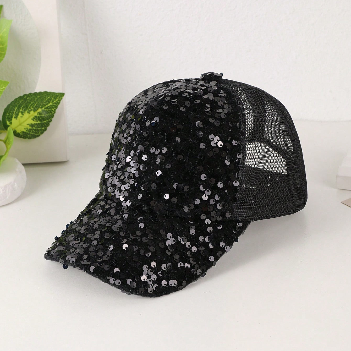 Colorful Sequin-embroidered Mesh Fabric Breathable Beanie With Sunshade Trendy Fashion Style Baseball Cap For Daily Outings, Parties, Outdoor Activities 