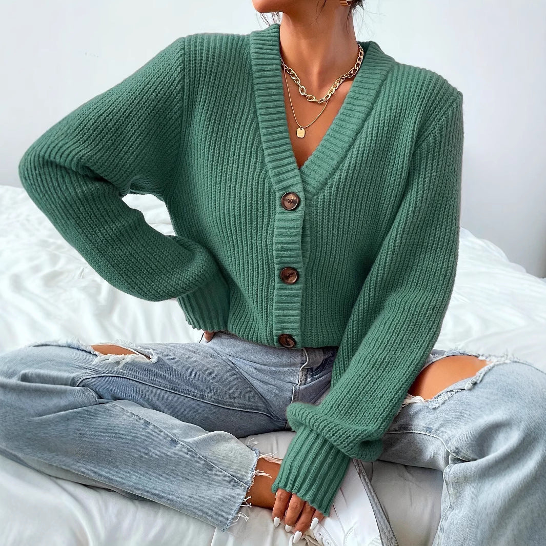 AutumnWinter Knitted Cardigan A Versatile Outerwear Piece 