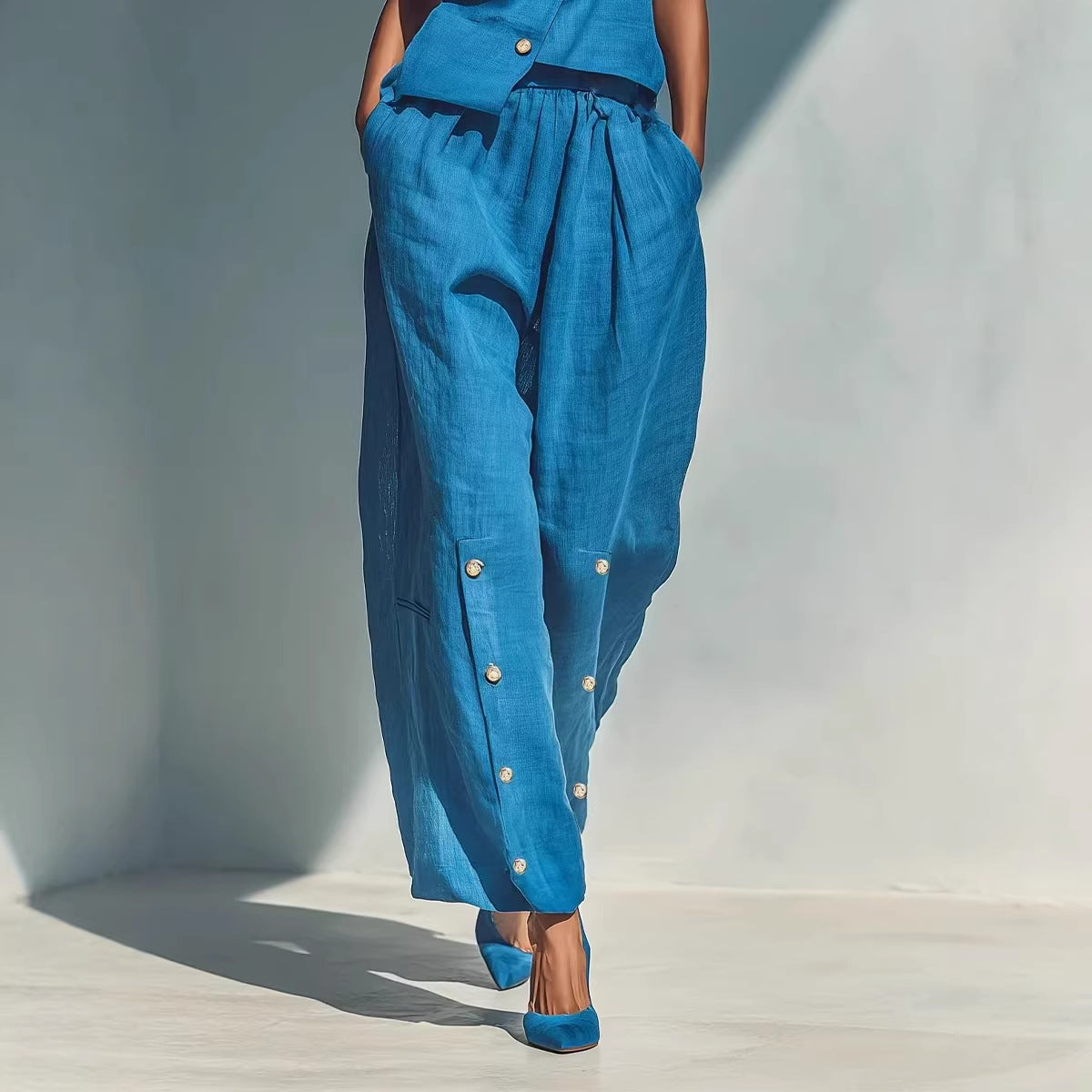 Gold-buckle Decorated Camisole And Pants Set 