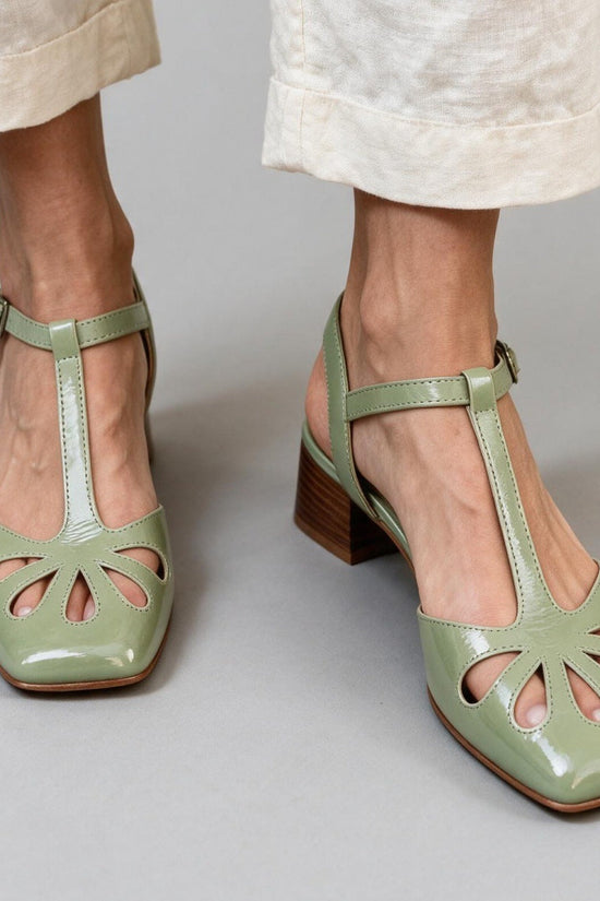 Made to order ships in 3–5 days Retro T-shaped buckle strap Roman hollow sandals for women 