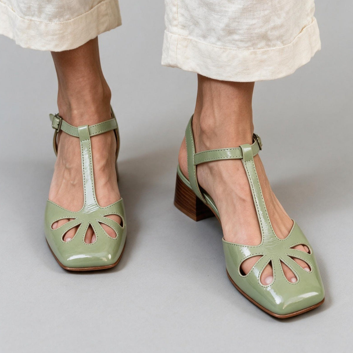Made to order ships in 3–5 days Retro T-shaped buckle strap Roman hollow sandals for women 