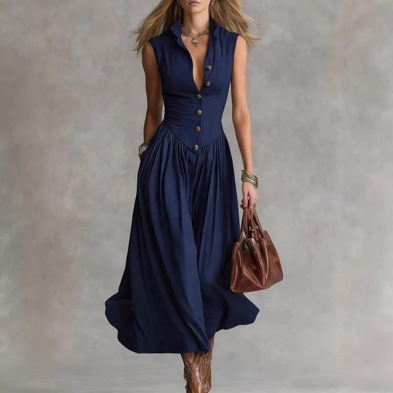 Elegant, Sophisticated Long Sleeveless Dress With A Lapel Collar 