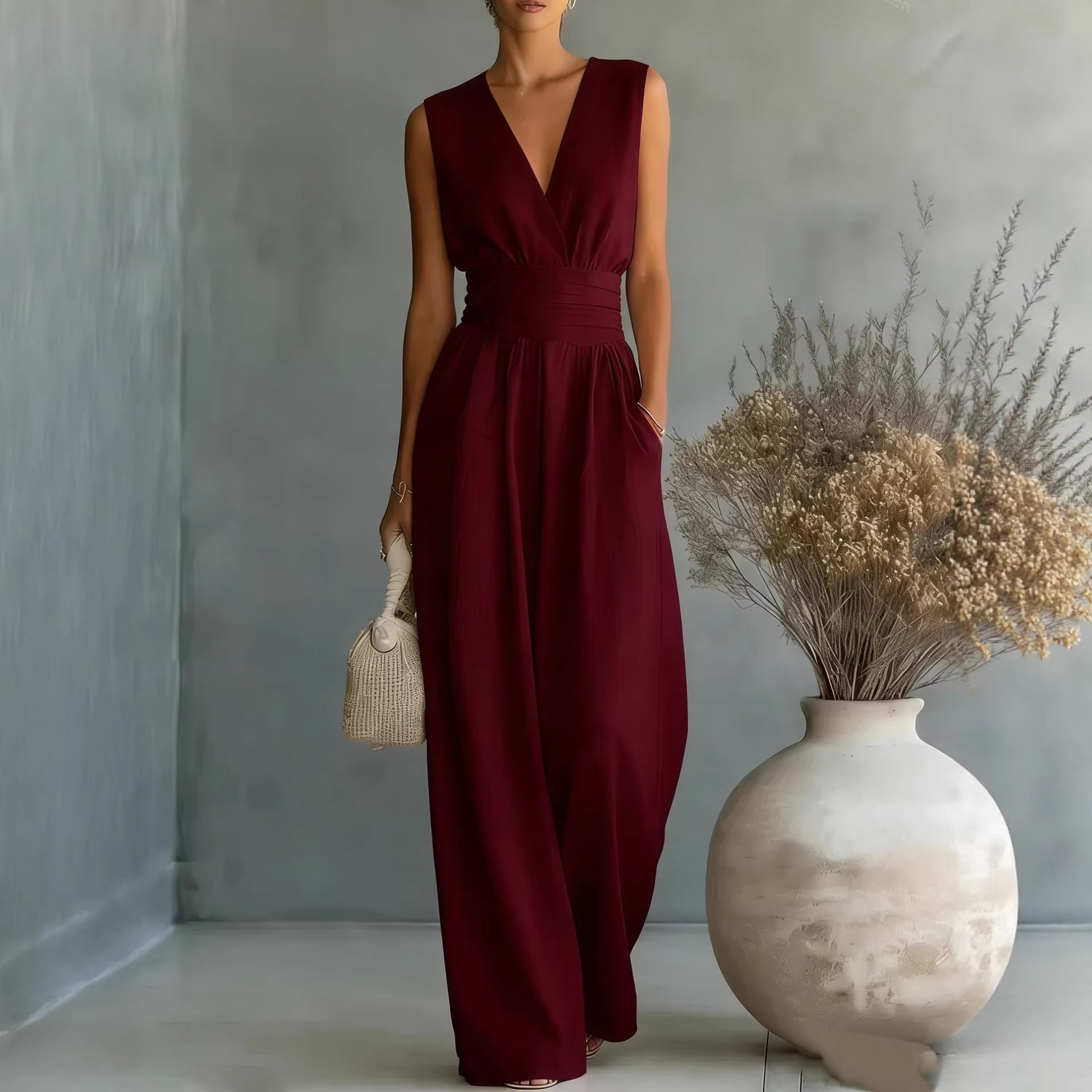 Womens Elegant Sleeveless Waist-Cinching V-Neck Sophisticated Jumpsuit 