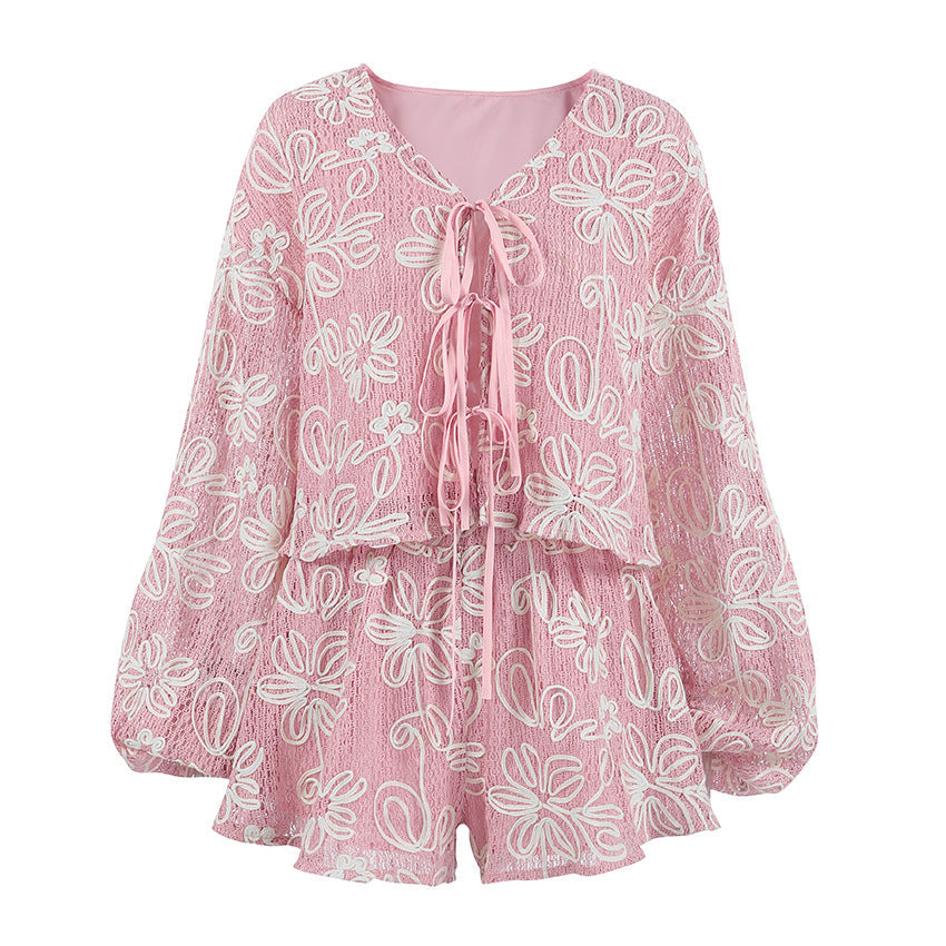 V-neck long sleeved lace up top and shorts two-piece set 