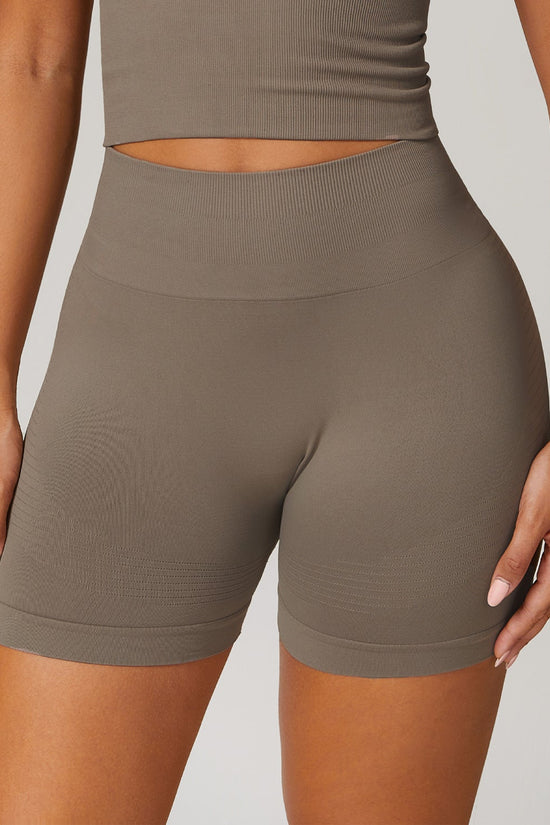 Tight high waisted yoga shorts 