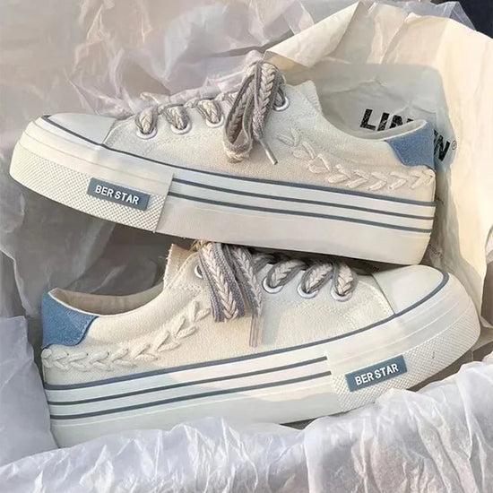 Women Outdoor Trainers Platform Canvas Shoes Height Increasing Chunky Sneakers Young Girls Outdoor Training Women Casual Shoes 