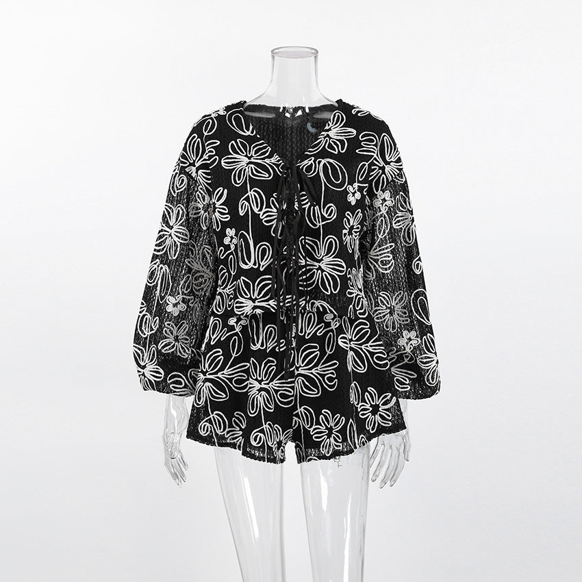 V-neck long sleeved lace up top and shorts two-piece set 