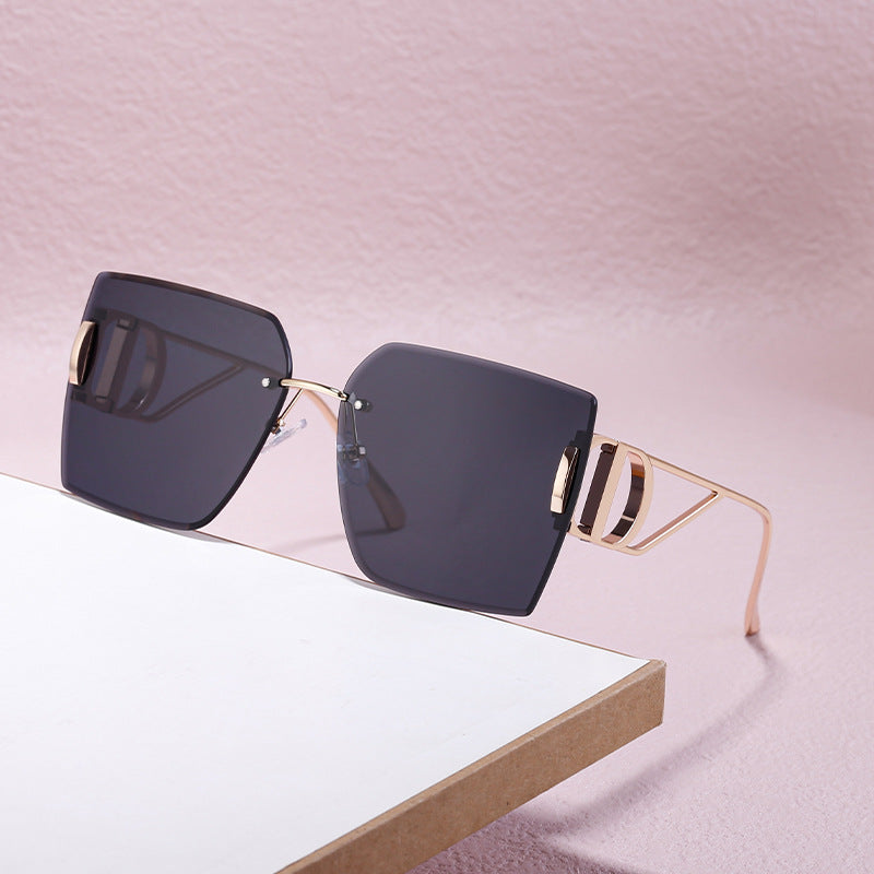 New Fashion Sunglasses Style Diamond-Cut Rimless Sunglasses for Women, Hollow Temple Design, Oversized Frame Women's Eyewear 