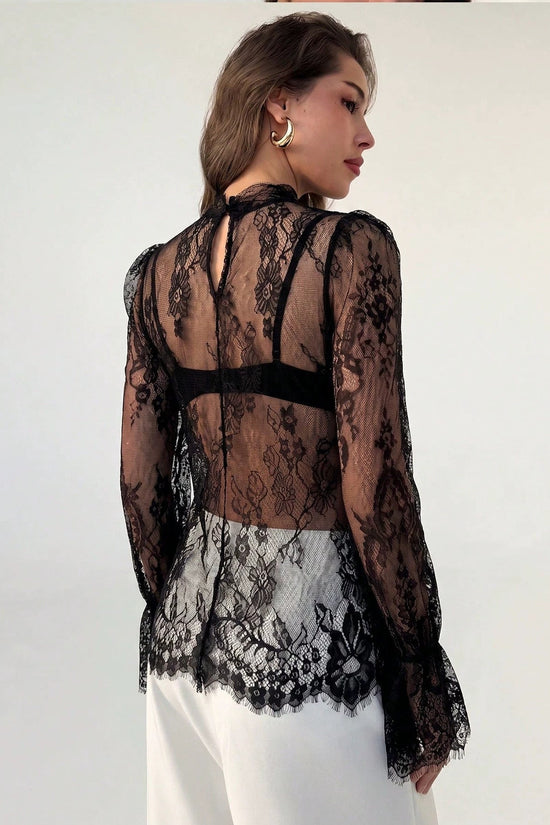 Lace long sleeved top 
