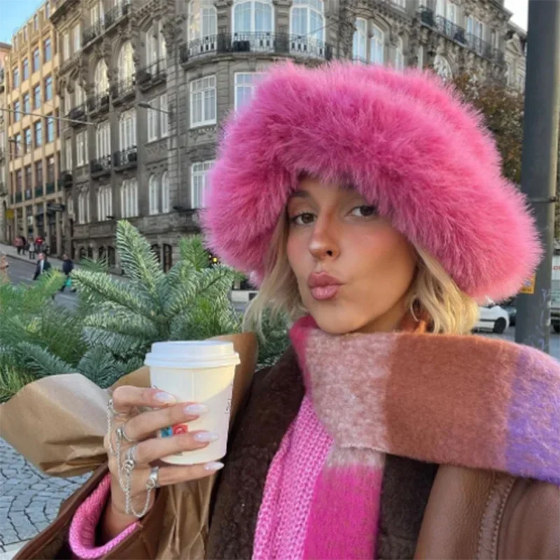 2025 Fluffy Faux Fur Bucket Hats Women Faux Fox Warm Thick Plush Winter Hat Lady Fashion Luxury Panama Furry Fisherman Cap Y2k 