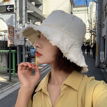 B beige