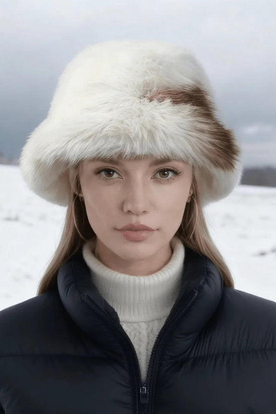 1Pc Ladies' Winter Thick and Warm Imitation Fox Fur Dome Fisherman Hat, Plush Ear Protection, Looks Small on The Face 