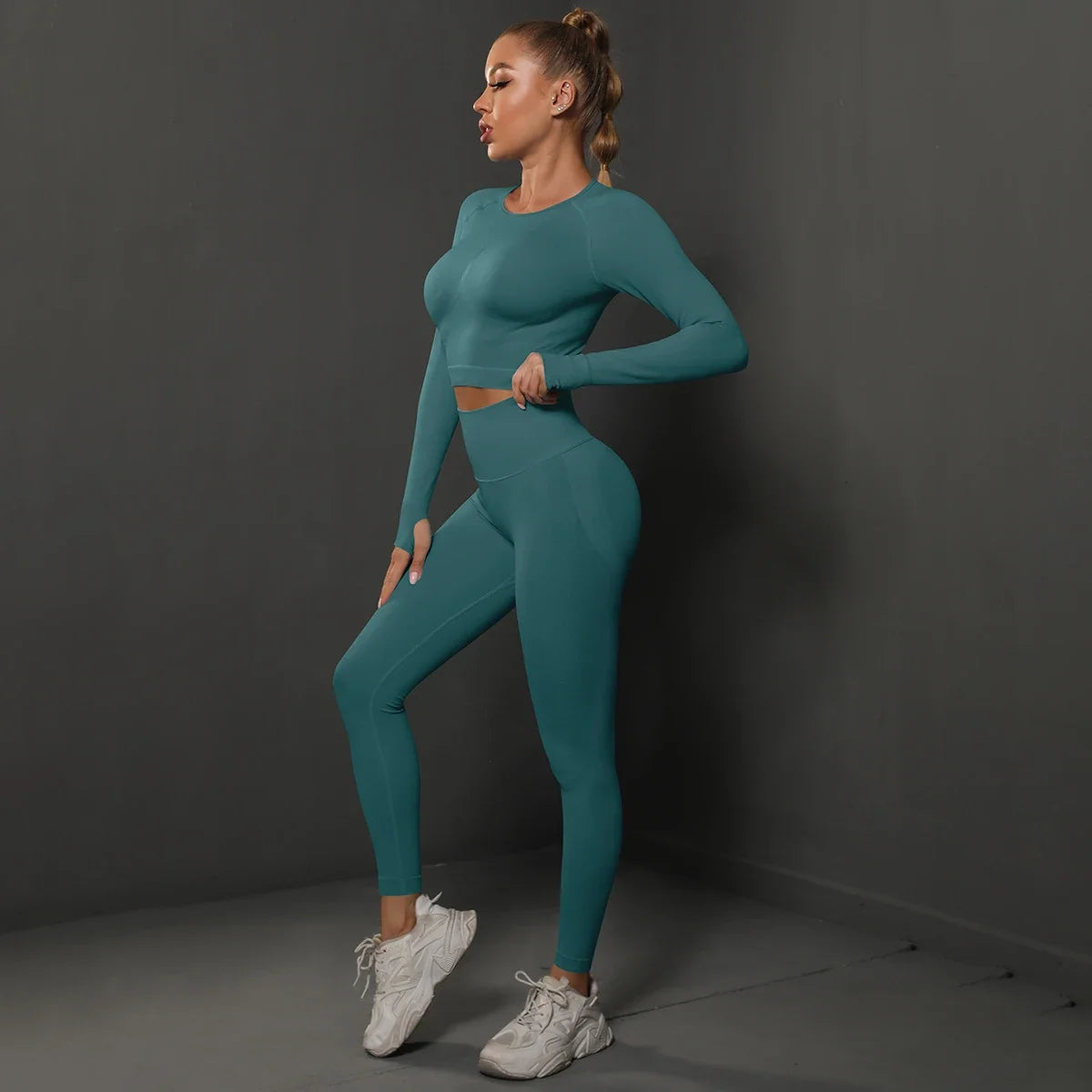Women's Seamless Long Sleeve Yoga Top FitiqueFit