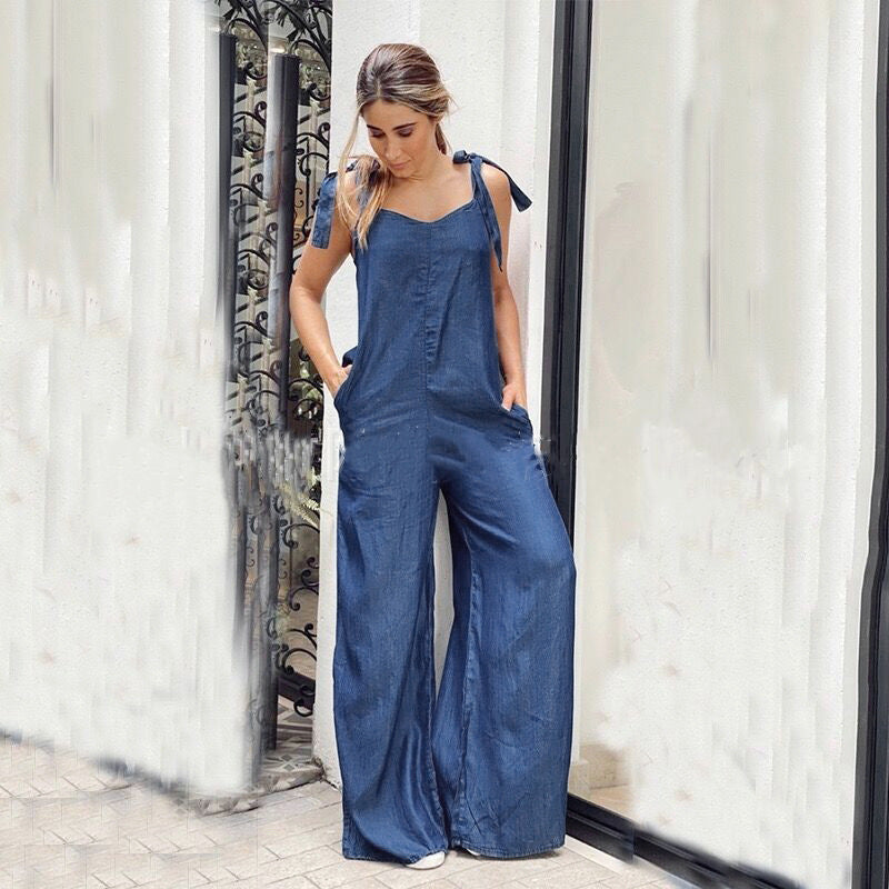 Women’s Crew Neck Sleeveless Wide-Leg Denim Jumpsuit 