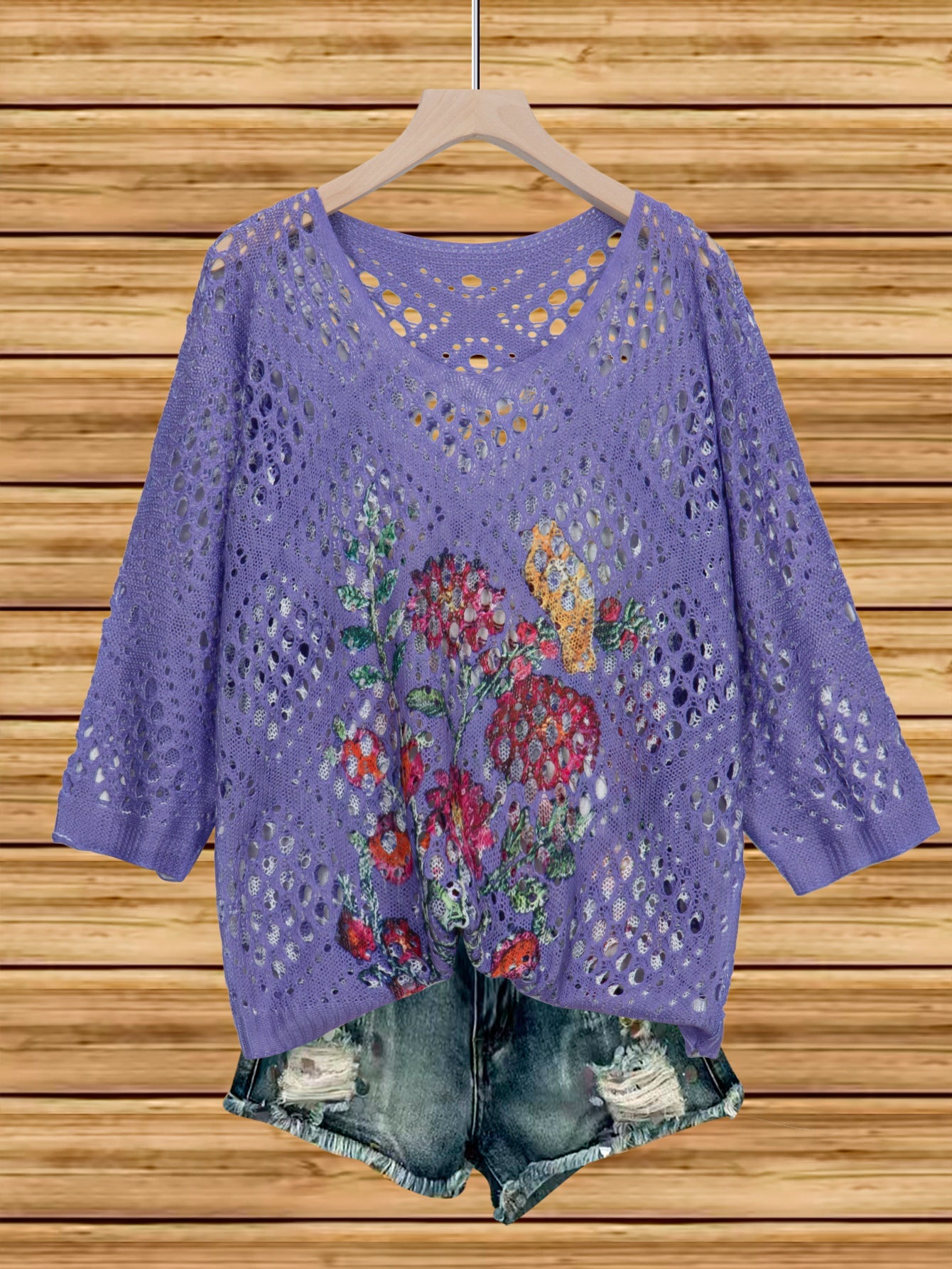Womens Hollowed-Out Batwing-Sleeve Sweater With 3D Knitted Print 