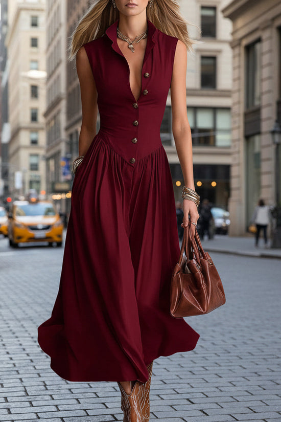 Elegant, Sophisticated Long Sleeveless Dress With A Lapel Collar 