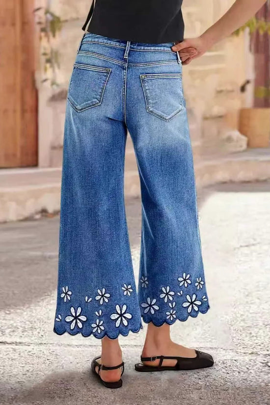 Chrysanthemum Embroidered Casual Stretch Womens Cropped Denim Jeans 
