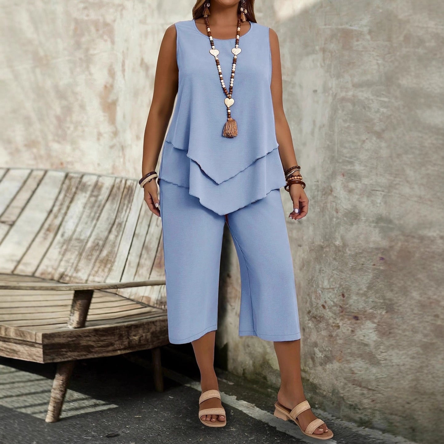 Casual Solid-Colored Sleeveless Top And Cropped Pants Two-Piece Set 