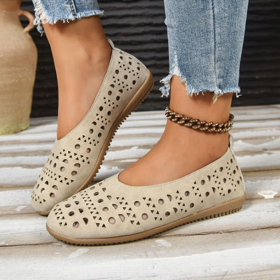 Large-size Women's Pumps 