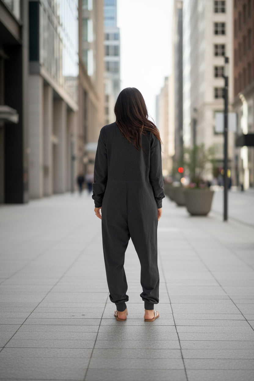 Women's V-neck Long Sleeve Solid Color Loose Jumpsuit With Two Side Pockets 
